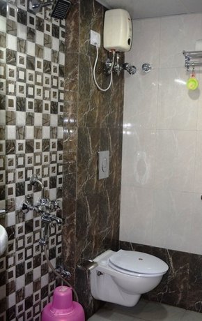 OYO 7153 Hotel Amber Dhobi Ghat India thumbnail