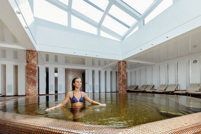 Vanagupe Spa Resort