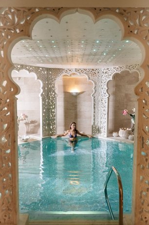 Vanagupe Spa Resort