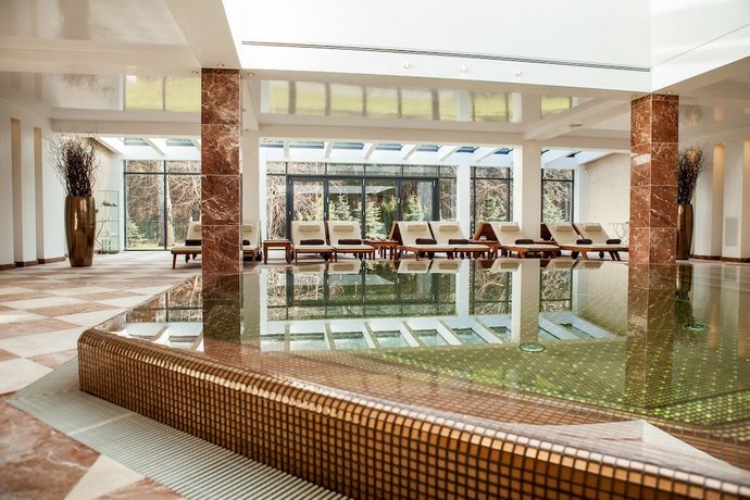 Vanagupe Spa Resort