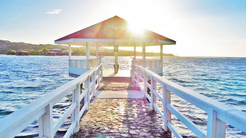 Fantasy Island Beach Resort and Marina - All Inclusive Honduras Honduras thumbnail