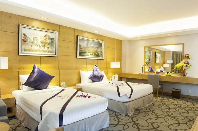 Iris Hotel Can Tho Mekong River Vietnam thumbnail