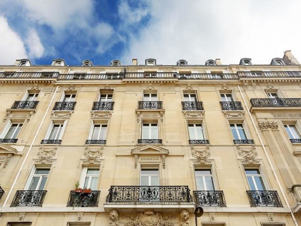 Apartment Ponthieu - Champs Elysees Paris