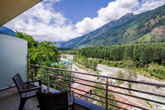 Rohtang Heights Resorts And Spa
