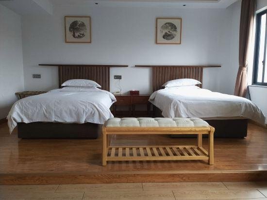 Clouds Art Hotel
