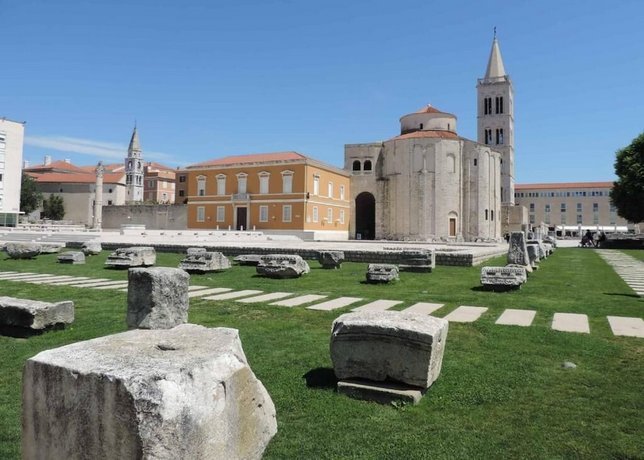 Guverna New City Accommodation University of Zadar Croatia thumbnail