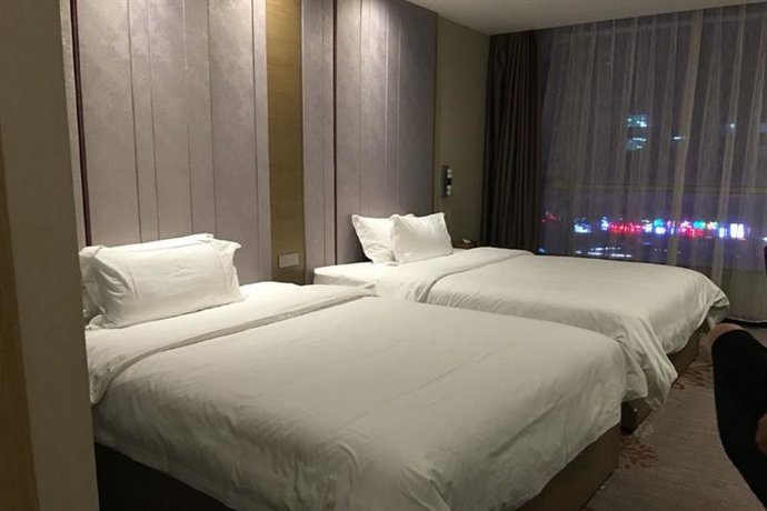 Lavande Hotel Guangzhou Changlong 츠머롱 워터 파크 China thumbnail