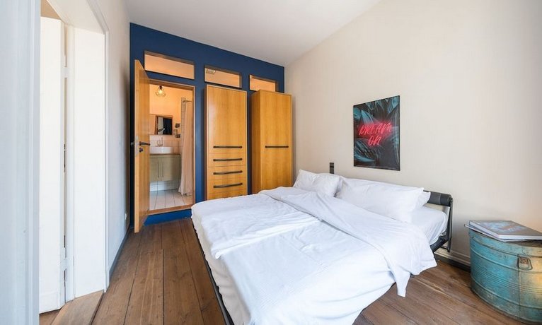 Design Apartments - 'Im Hollanderhaus' Nauener Tor Germany thumbnail