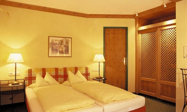 Hotel Alpina Solden - Adults Only 솔덴 Austria thumbnail