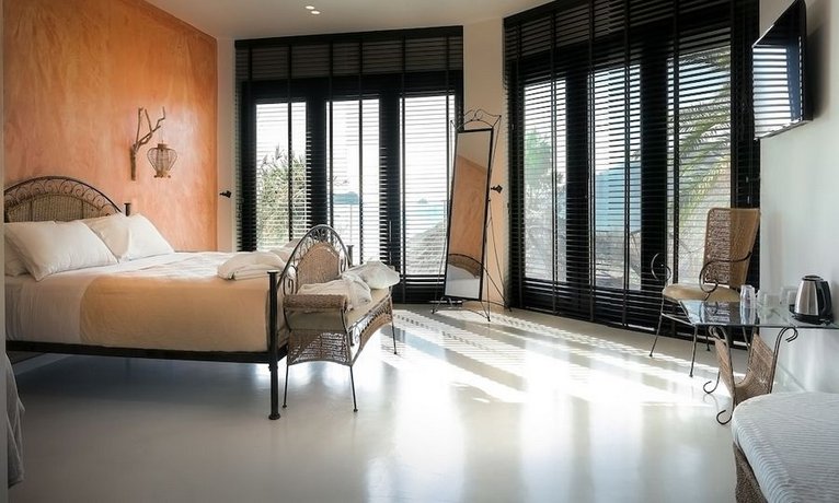 Gloria Maris Hotel Suites and Villa 라가나스 베이 Greece thumbnail