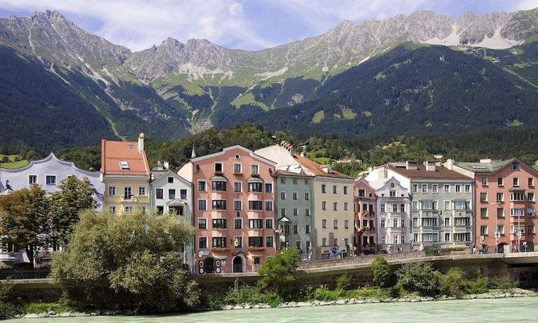 Hotel Mondschein Innsbruck MCI Management Center Innsbruck Austria thumbnail