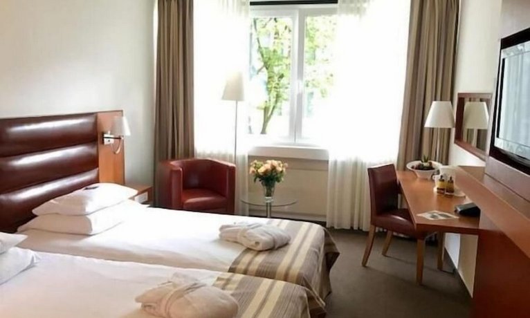 Hotel Bredeney 에센-물하임 에어포트 Germany thumbnail