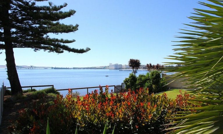 Bay 10 - Suites and Apartments Eyre Peninsula Australia thumbnail
