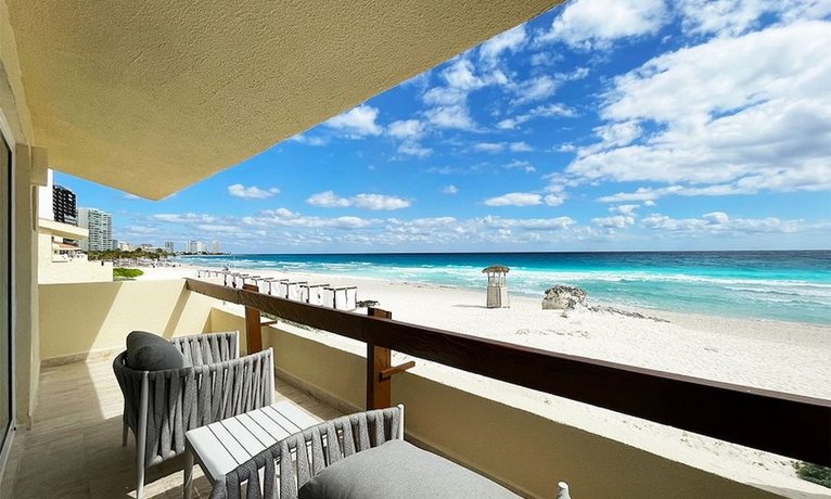 The Villas Cancun by Grand Park Royal - All Inclusive Nichupte Lagoon Mexico thumbnail