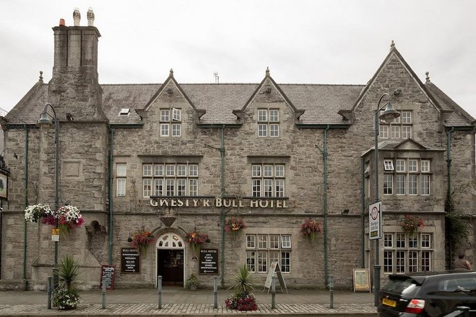 The Bull Hotel Llangefni Anglesey United Kingdom thumbnail