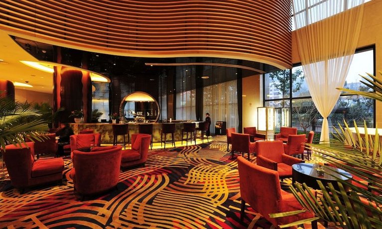 Longting New Century Hotel Qiandao Lake Chun'an Qiandaohu Nongfushanquan Production Base China thumbnail
