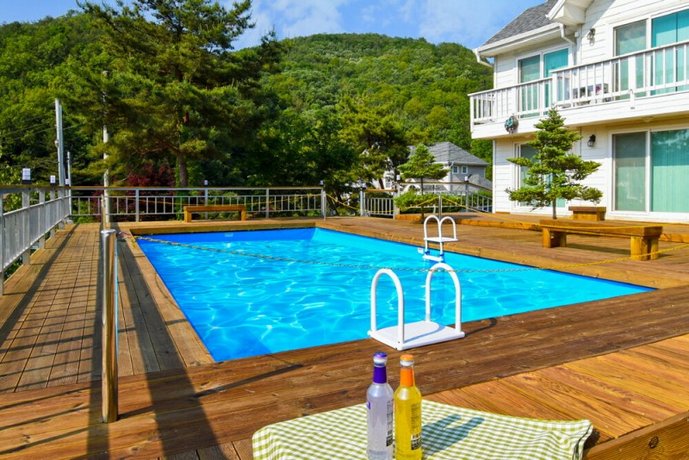 Whitevill Pension Chuncheon