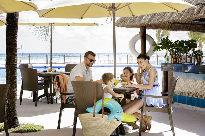 Allegro Playacar All-Inclusive Resort Xaman Ha Aviary Mexico thumbnail