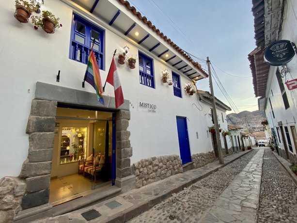 Estancia San Blas Museo de Sitio del Qoricancha Peru thumbnail