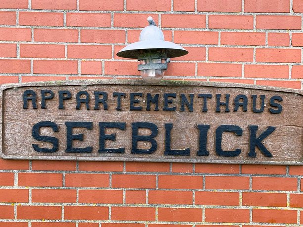 Haus Seeblick Neuwerk Island Hamburg Wadden Sea National Park Germany thumbnail