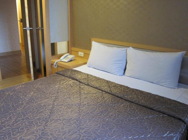Ing Wang Hotel