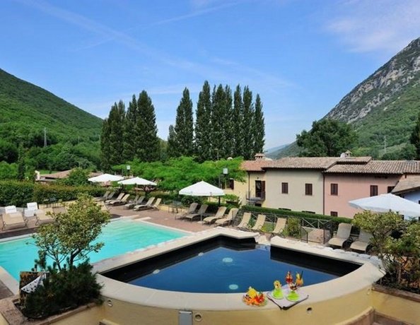 Resort Borgo Santa Lucia 아바치아 디 사소비보 Italy thumbnail