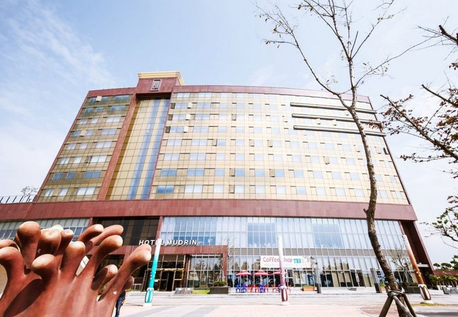 Hotel Solaire Sanghwawon South Korea thumbnail