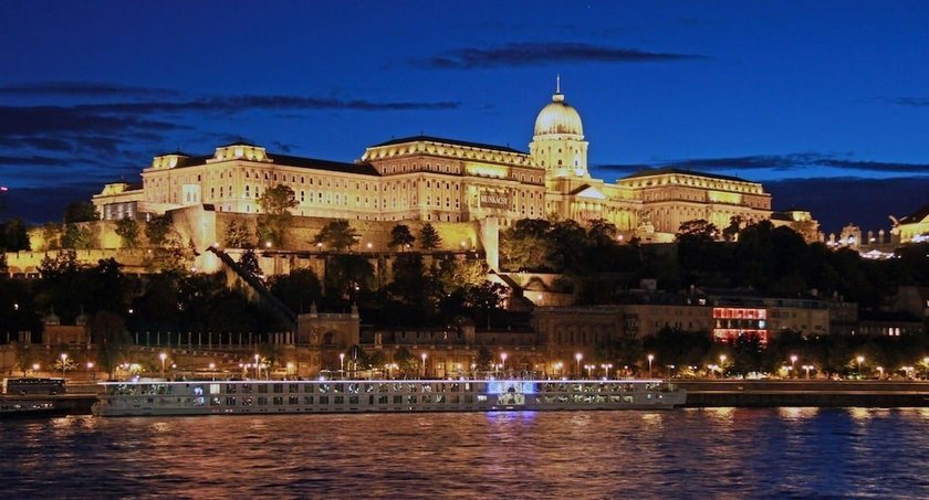 Lakeside Budapest Residences FMH Cultural House Hungary thumbnail