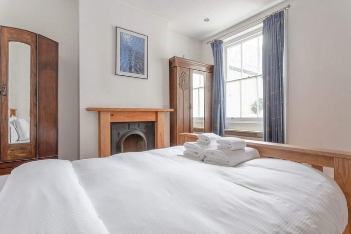 Modern 2 Bedroom flat in Central London York Hall United Kingdom thumbnail