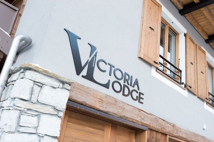Victoria Lodge by Skinetworks Col de l'Iseran France thumbnail