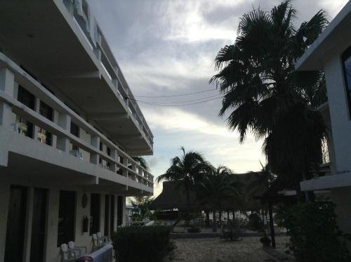 ChiChis and Charlies Beachfront Hotel Playa del Norte Mexico thumbnail