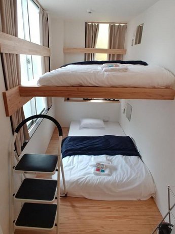 Nagoya Hostel The Three Smiles