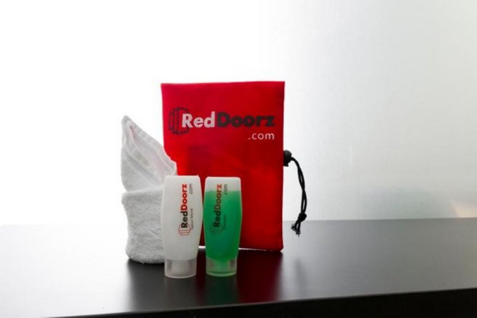 RedDoorz Syariah near Taman Air Mancur Bogor