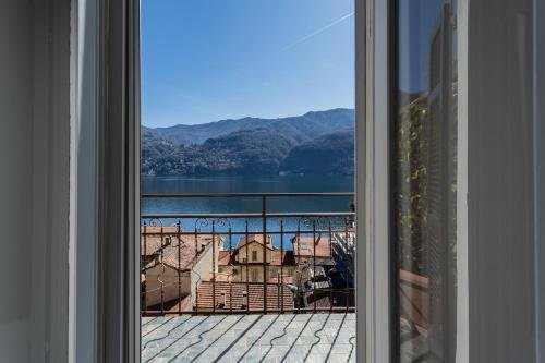 Lovely Apartment Overlooking Lake Como By Rentallcomo