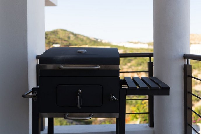 Vista Colorada 106 3 BR by Casago