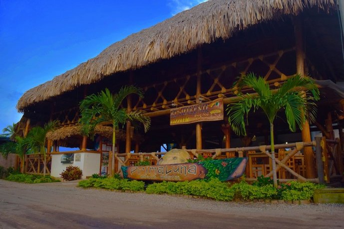 Primaluna Beach Hostel