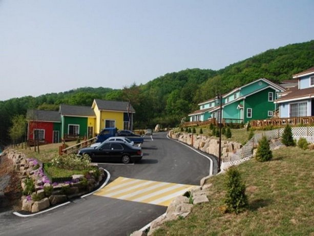 Pocheon Prime Resort Pension Sambuyeon Falls South Korea thumbnail