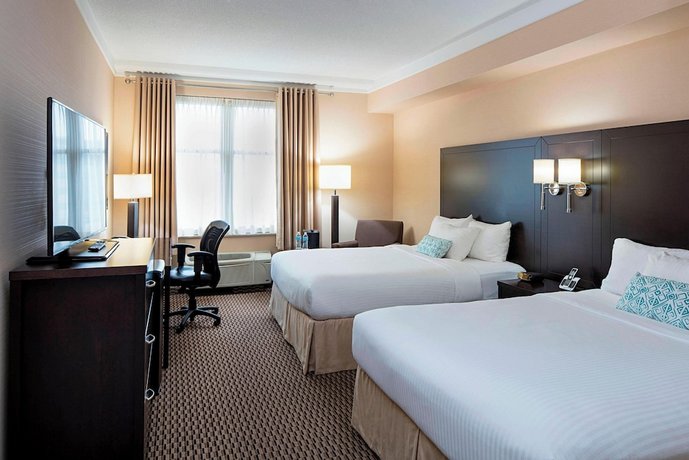 Delta Hotels by Marriott Guelph Conference Centre 맥크레이 하우스 Canada thumbnail