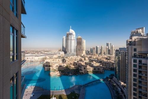 One Bedroom Apartment Dubai Fountain & Old Town View by Auberge image 1