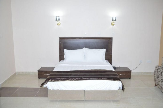 Residency Hotel Leophine House Ogbunike Nigeria thumbnail