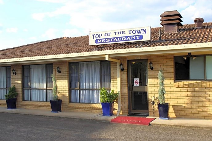Top of the Town Motel Inverell Inverell and District Memorial Olympic Pool Australia thumbnail