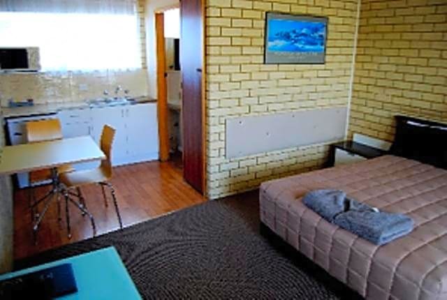 Coastal Comfort Motel Narooma Visitor Centre Australia thumbnail