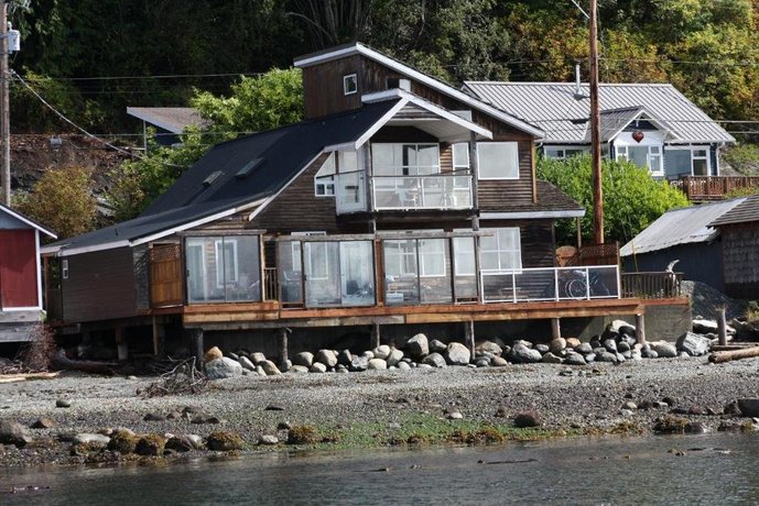 Orca Lodge Malcolm Island 포트 맥닐 에어포트 Canada thumbnail