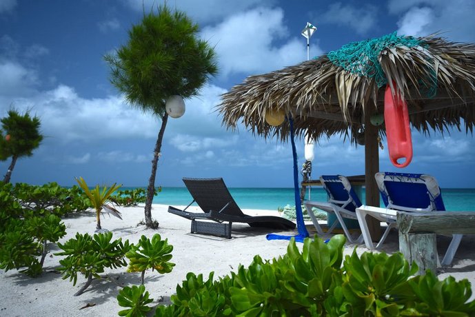 Rollezz Villas Beach Resort Cat Island Bahamas thumbnail