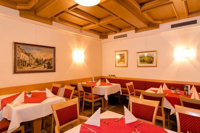 Gasthof Grillitsch Rosslwirt Obdach Austria thumbnail