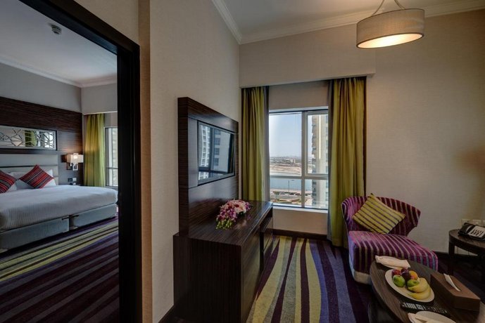 Two Bedroom Apartment Near Damac Cresent Towers A Jumeirah Golf Estates United Arab Emirates thumbnail