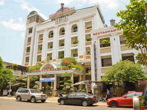 Bach Ma Hotel Victory Monument Buon Ma Thuot Vietnam thumbnail