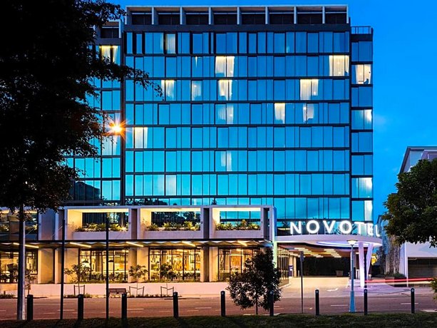 Novotel Brisbane South Bank State Library of Queensland Australia thumbnail