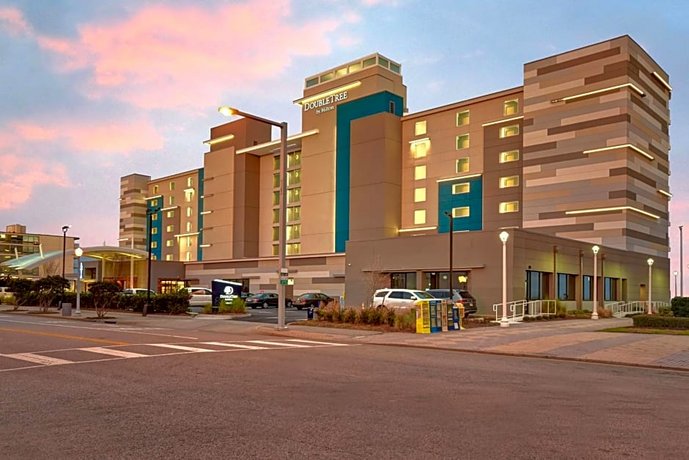 DoubleTree by Hilton Virginia Beach Oceanfront South Naval Air Station Oceana United States thumbnail