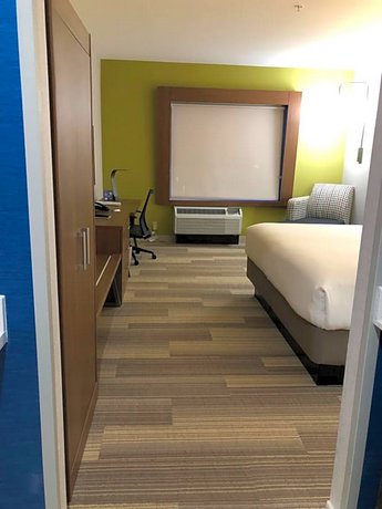 Holiday Inn Express & Suites - McAllen - Medical Center Area Anzalduas Port of Entry United States thumbnail
